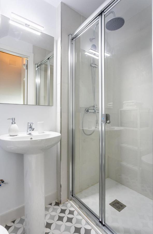 Stunning Apartment In Central 塞维利亚 外观 照片